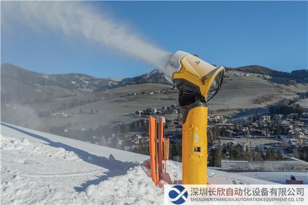 智能造雪：節(jié)能的造雪系統(tǒng)和ABBAbility能效管理云平臺聯(lián)動(dòng)，監(jiān)測和優(yōu)化能耗.JPG